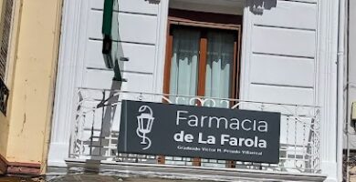 Farmacia de la Farola - Victor M. Pesudo Villarreal